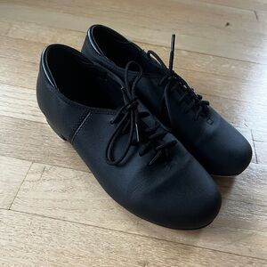 Theatricals Tap Shoes